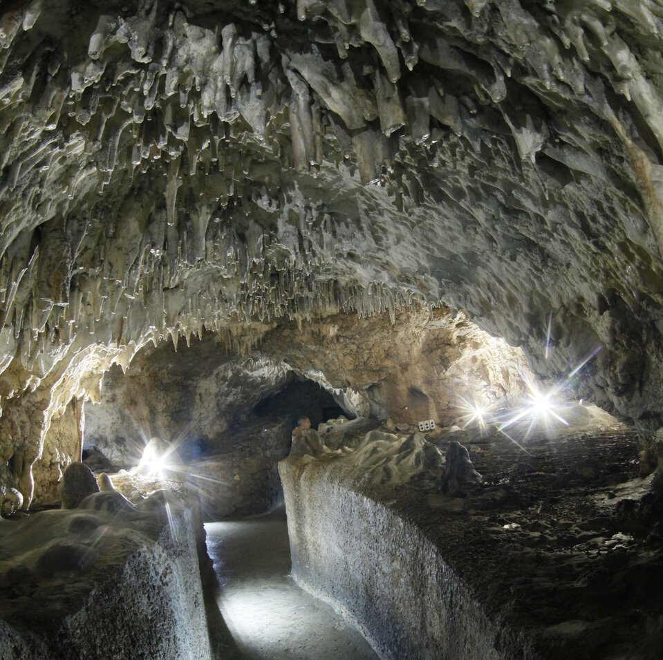 Wirtualna wycieczka: Jaskinia Raj